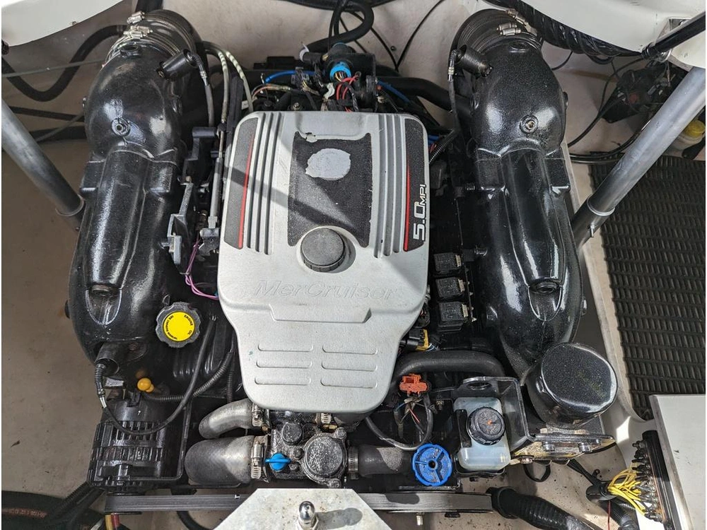 Monterey Boats Fs 224 2011 alt