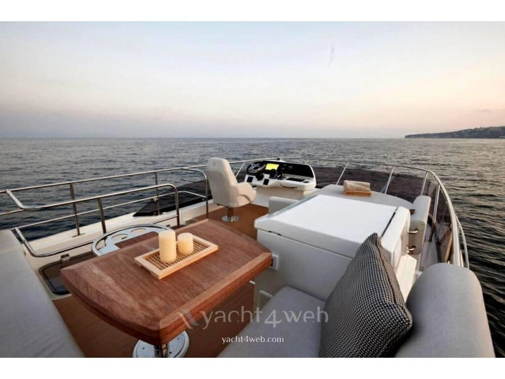 Prestige Yachts F4.9 2026 alt