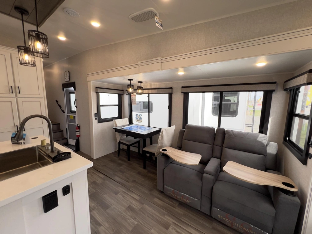 Jayco Eagle 355mbqs 2025 alt