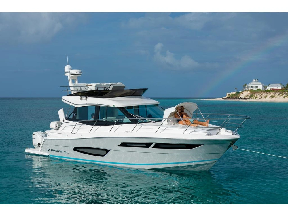 2026 Regal 38 Fxo alt