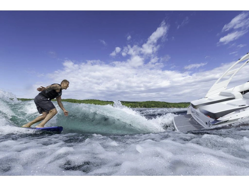 Regal Ls2 Surf 2026 alt