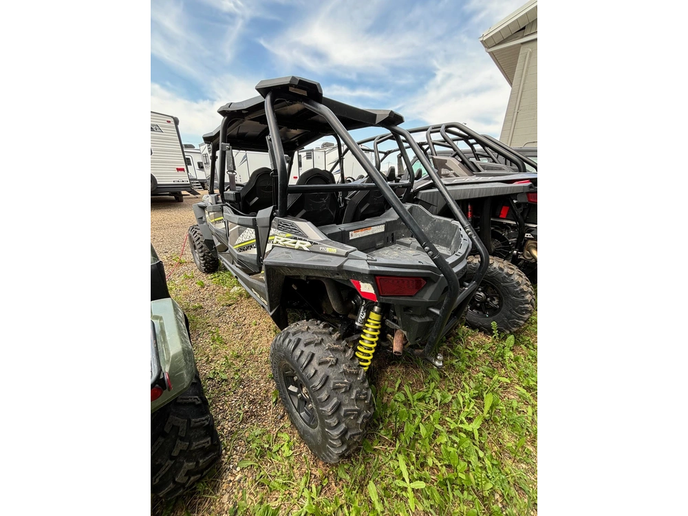 2017 Polaris Rzr alt
