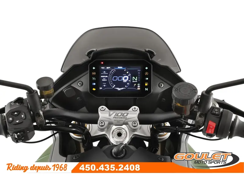 2023 Moto Guzzi V100 MANDELLO ROSSO MAGMA