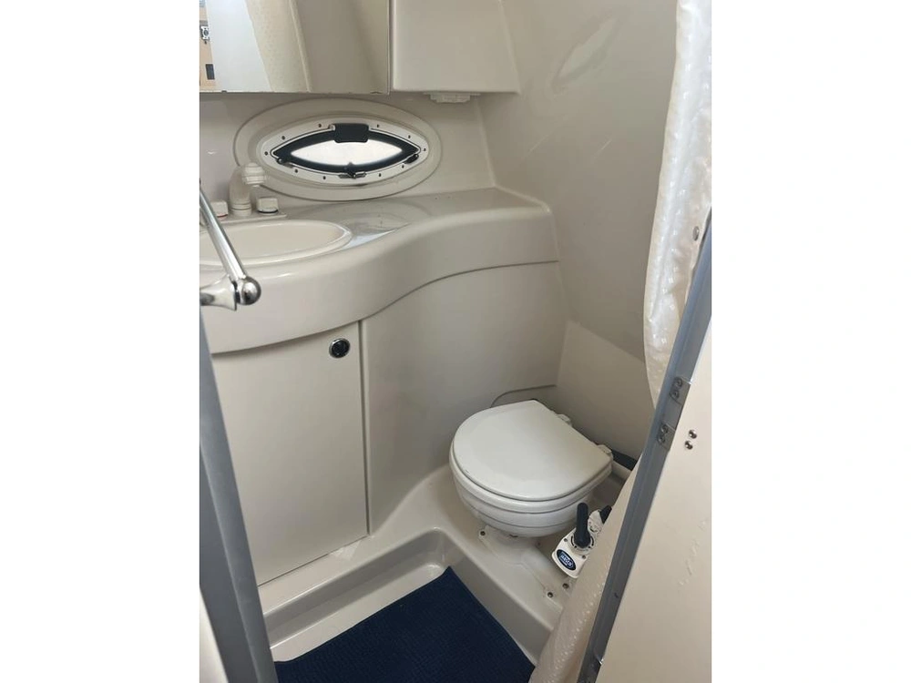 2012 Bayliner 255 alt