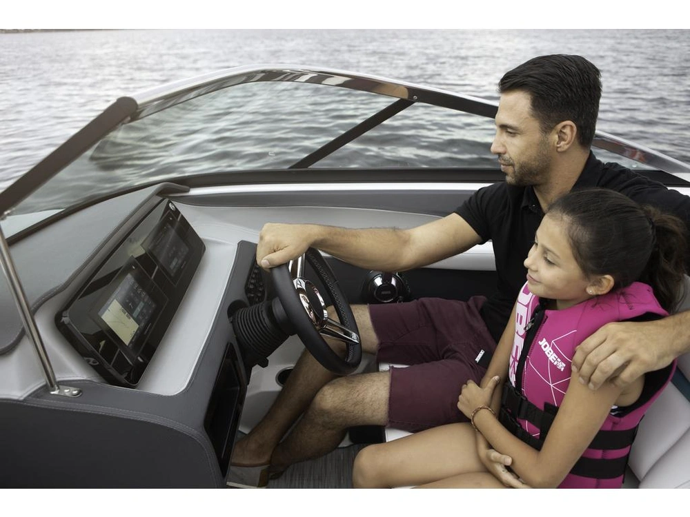 Regal Ls4 Surf 2026 alt