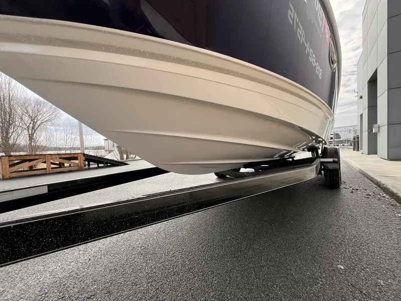 Larson LXI 258 volvo 5,7 2010