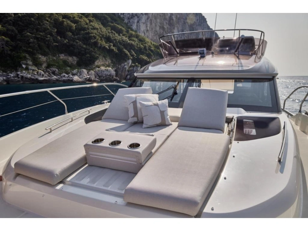 Prestige Yachts F4.9 2026 alt