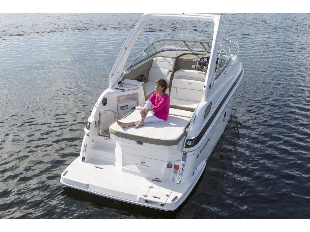 2026 Regal 28 Express alt