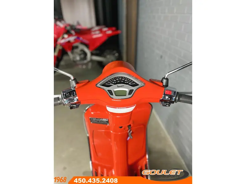 2022 Vespa Primavera 50 ** PRIX LIQUIDATION ** ARANCIO IMPULSIVO
