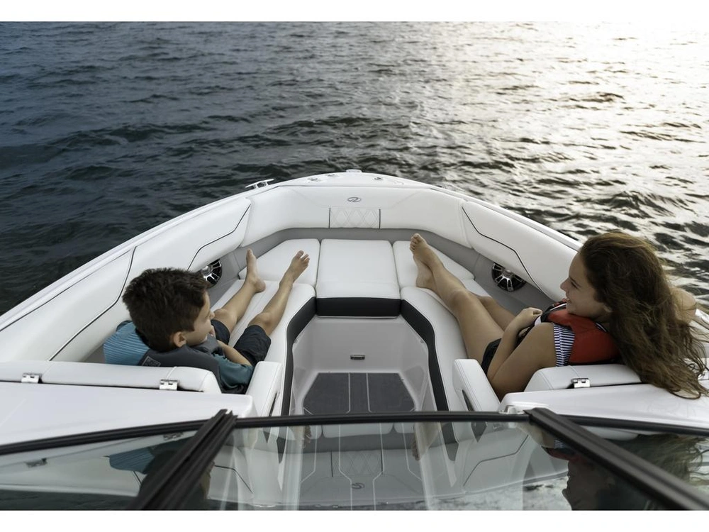 Regal Ls4 2026 alt