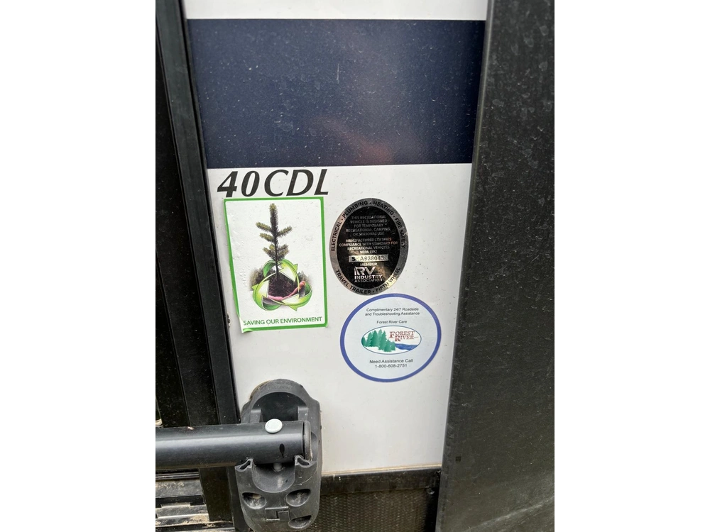 2024 Cedar Creek By Forest River 2024 Cedar Creek Cottage 40cdl alt