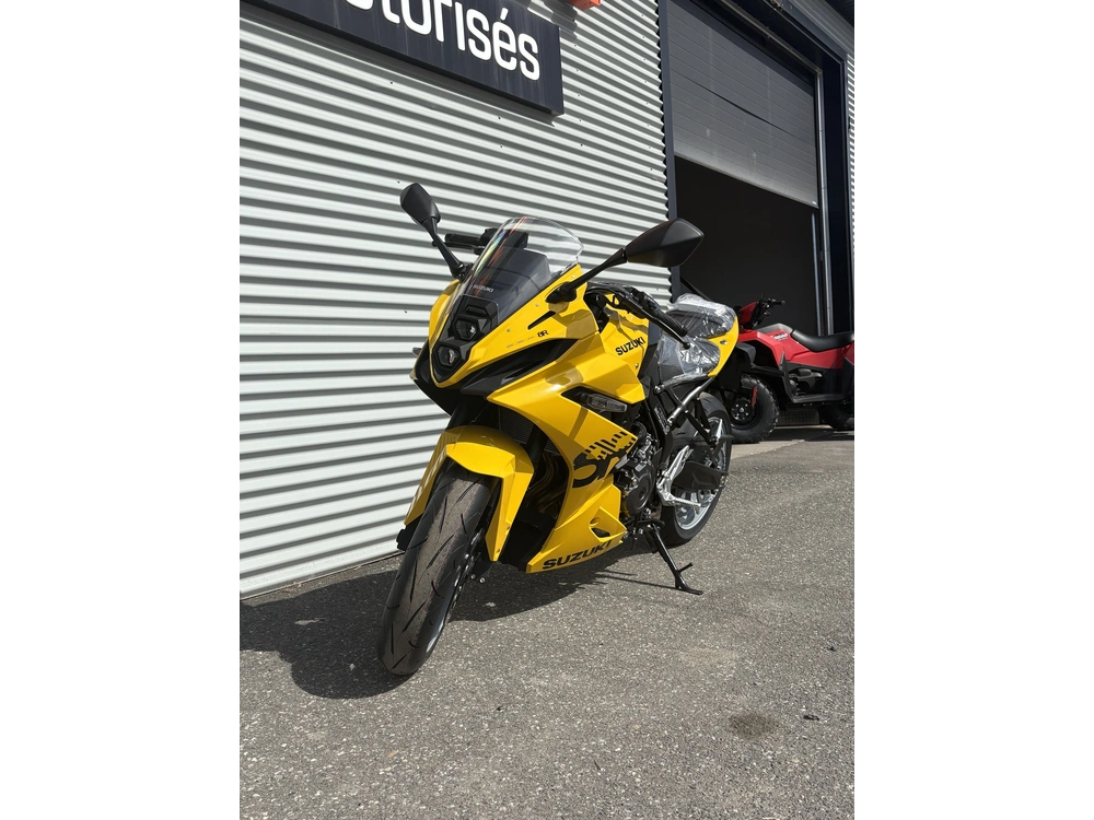 Suzuki Gsx-8r 2025 alt