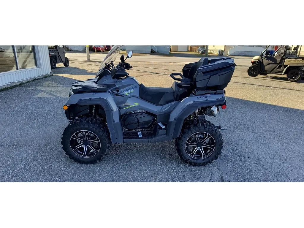 2023 CFMOTO CFORCE 800