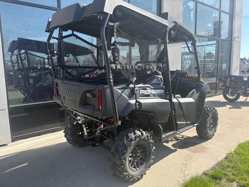 Honda Pioneer 700 4 Places Rabais De 500$ 2025 alt