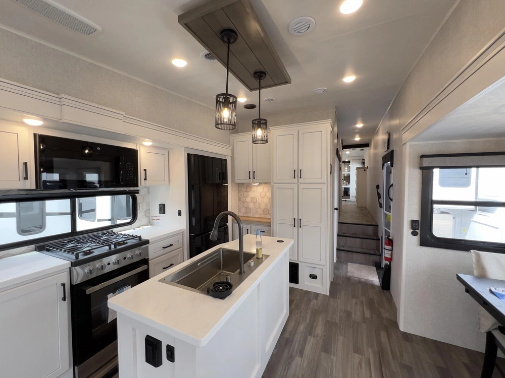 Jayco Eagle 355mbqs 2025 alt