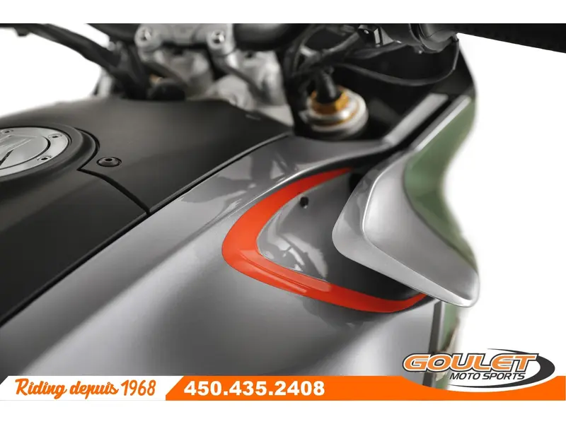 2023 Moto Guzzi V100 MANDELLO S GRIGIO AVANGUARDIA