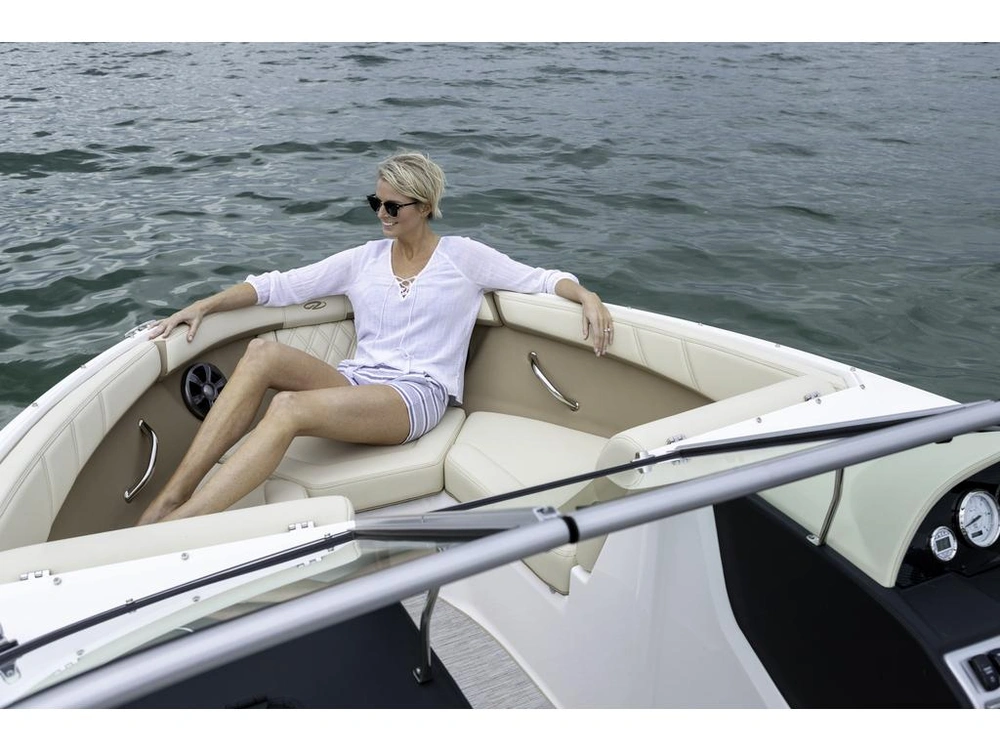 2026 Regal 2000 Es alt