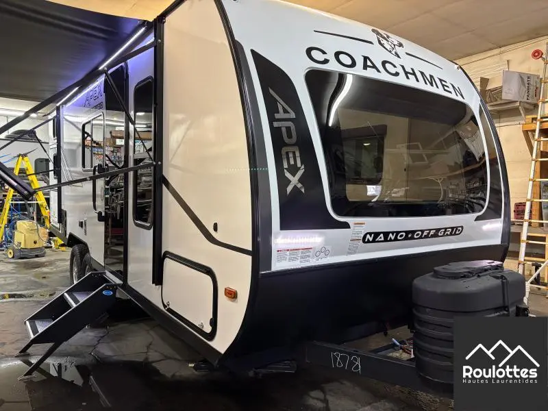 Coachmen Apex Nano 208BHS  2025