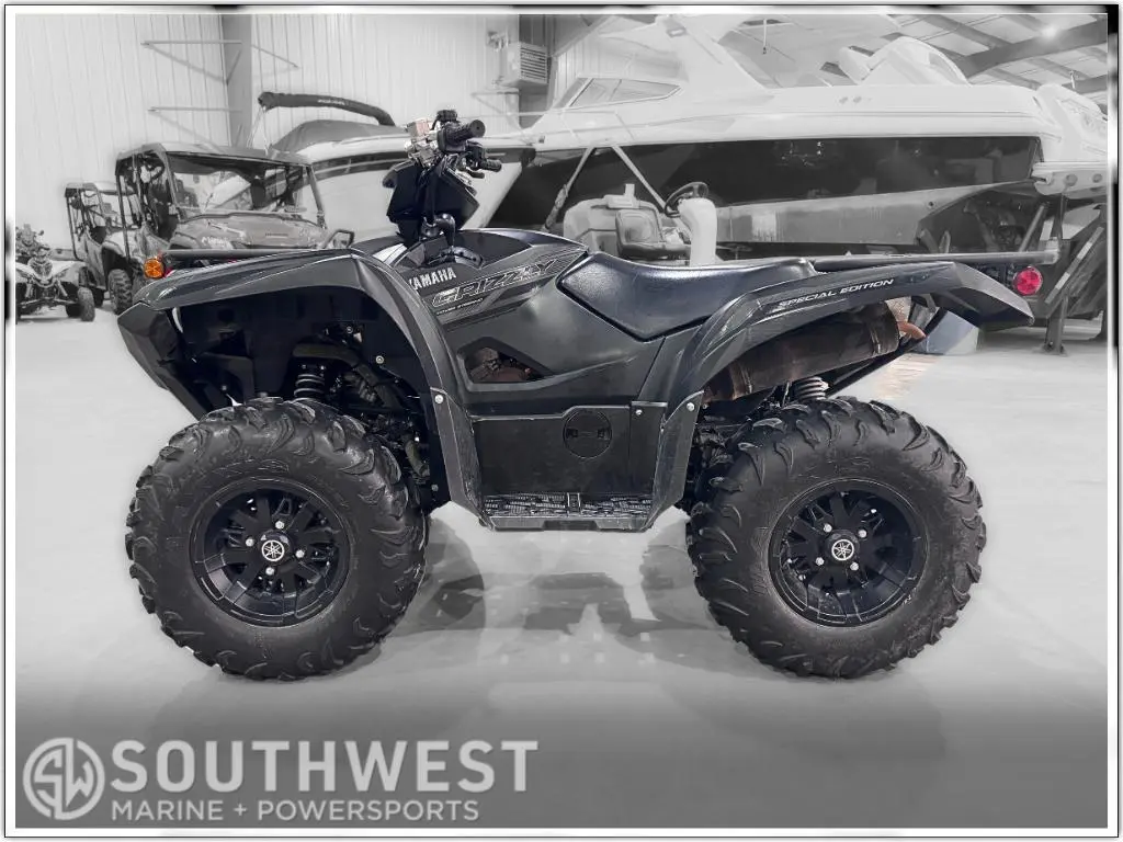 2016 Yamaha GRIZZLY 700 SE *No Hidden Fees