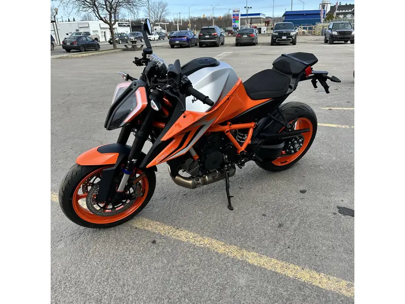 2023 KTM 1290 SUPER DUKE R EVO