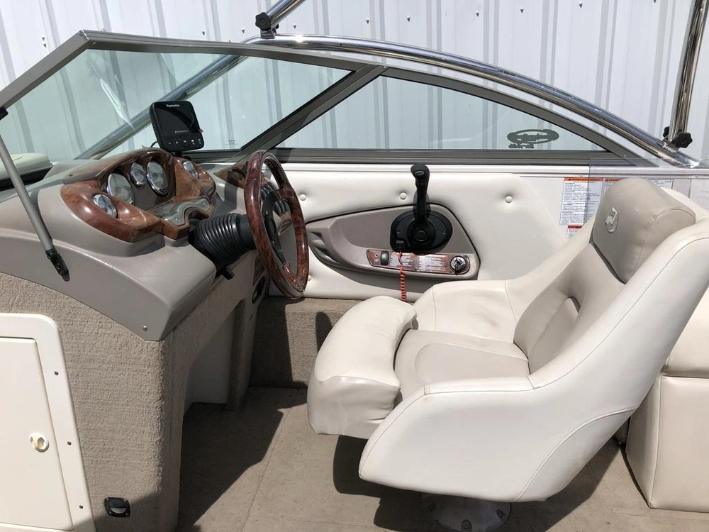 2005 Princecraft 250 Vacanza alt