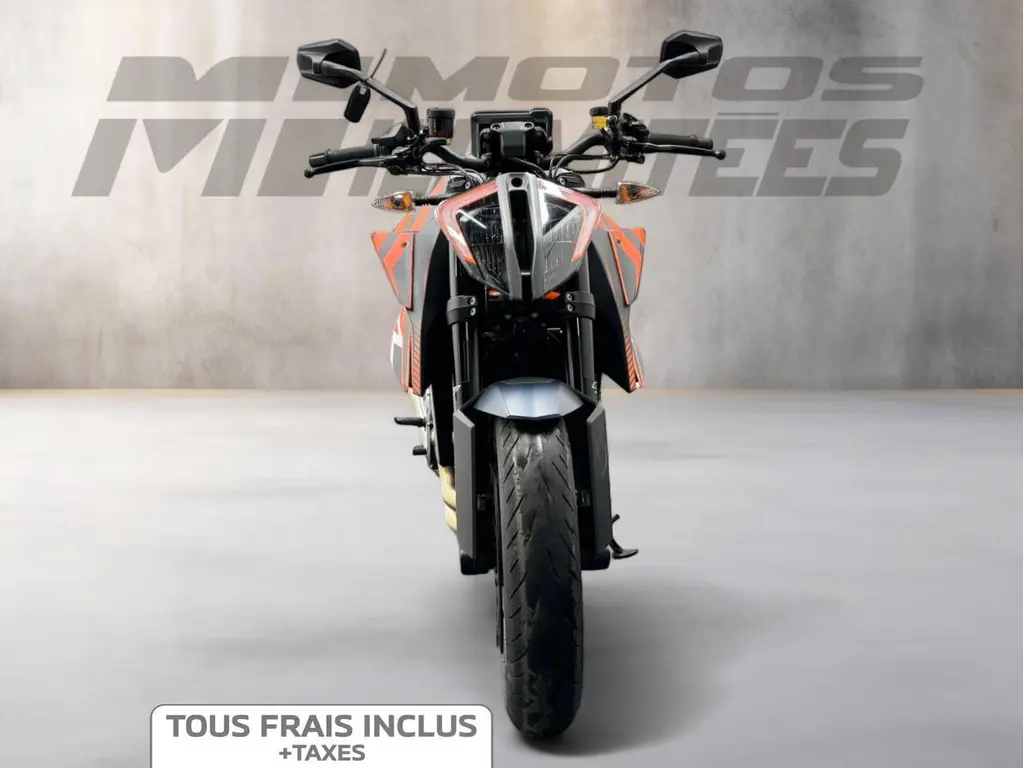 2021 KTM 1290 SUPER DUKE R