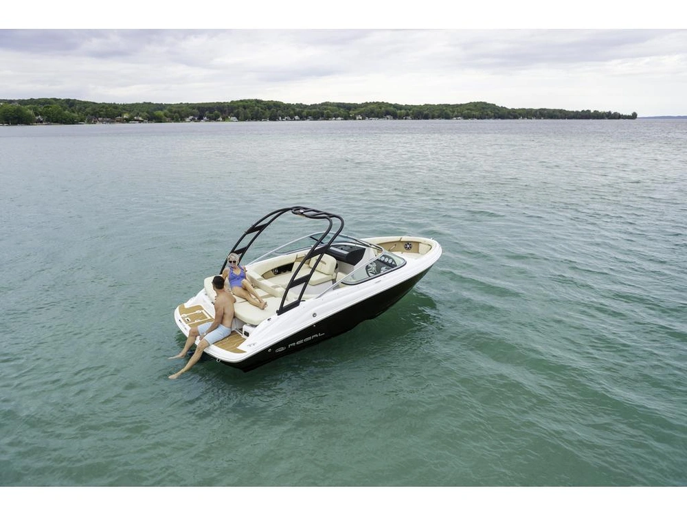 2026 Regal 2000 Es alt