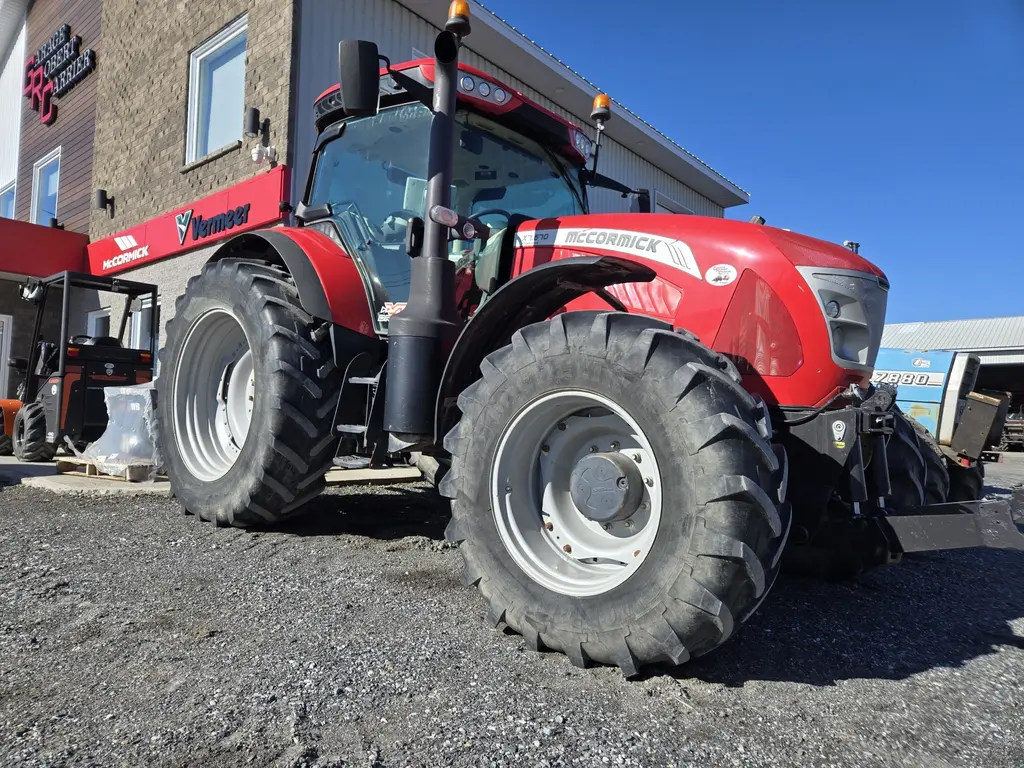 2016 McCormick X7.670