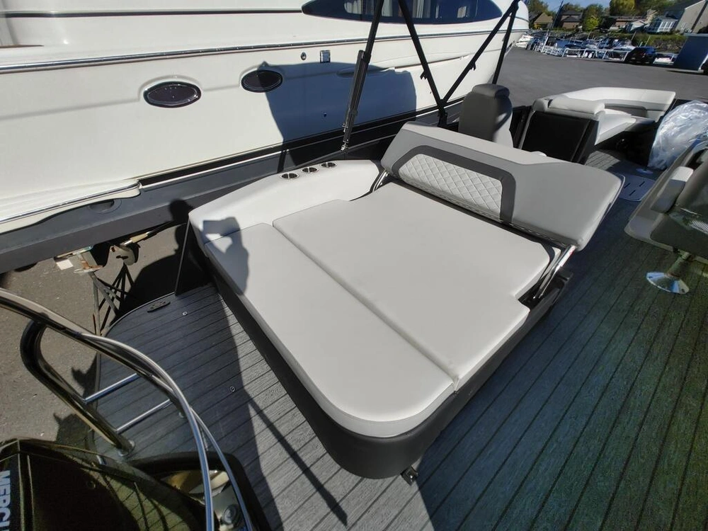 Lowe Boats Ss 250 Dl 2023 alt