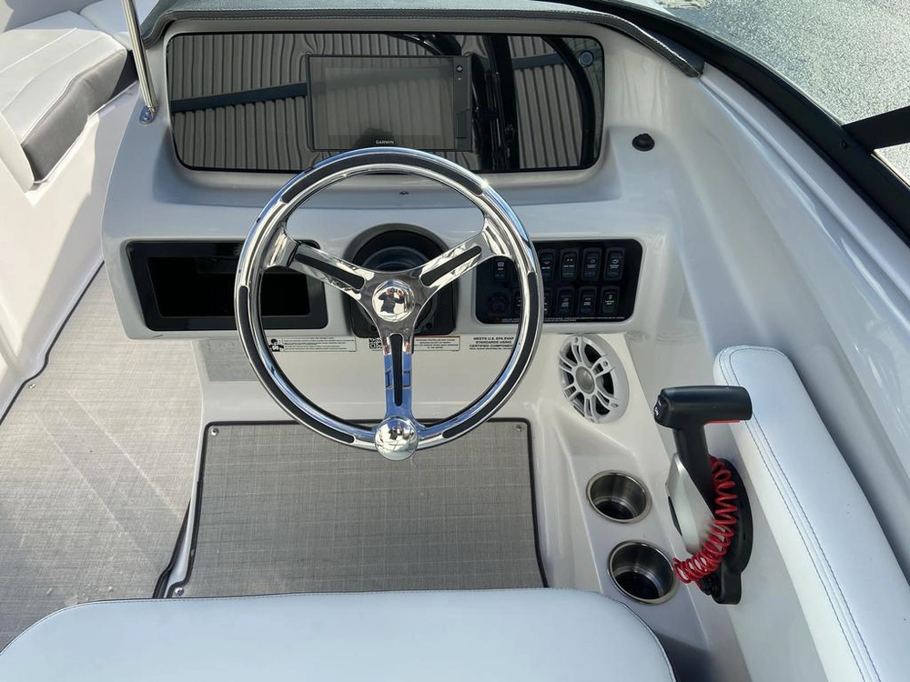 Regal Lx2 2021 alt
