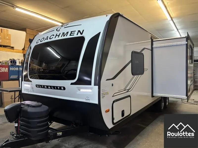 2025 Coachmen Apex Ultra-Lite 245BHS 