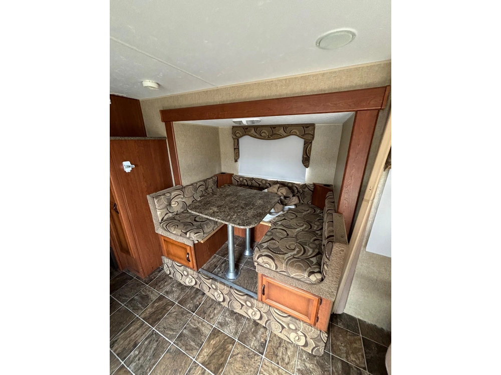 2013 Sportsmen Travel Trailer alt