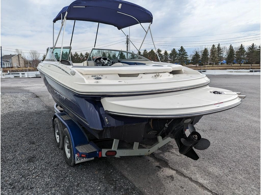 Monterey Boats Fs 224 2011 alt