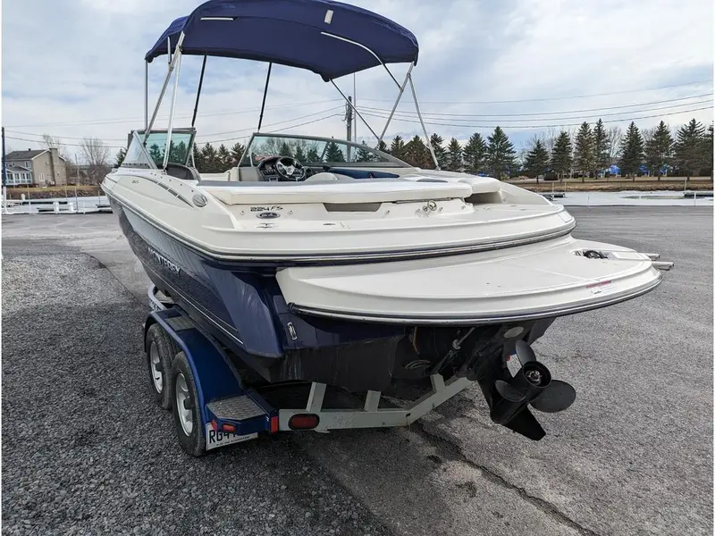 Monterey Boats FS 224 2011