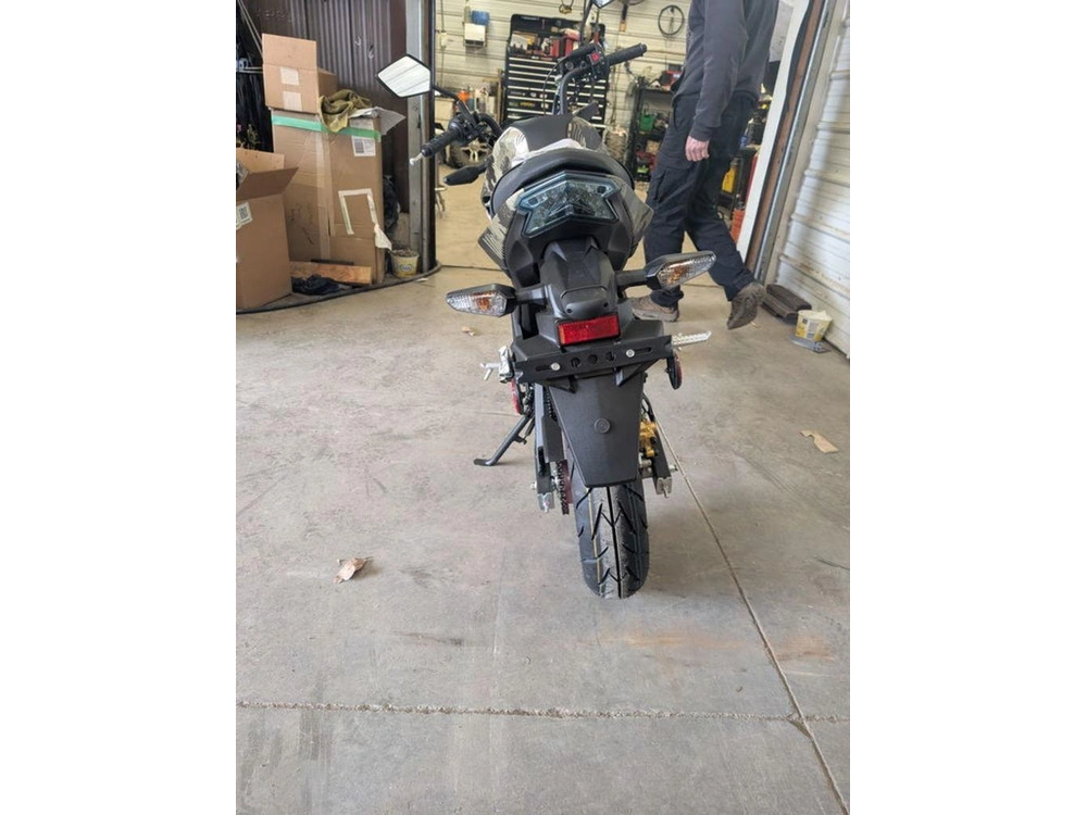 2025 Kawasaki Z125 Pro alt