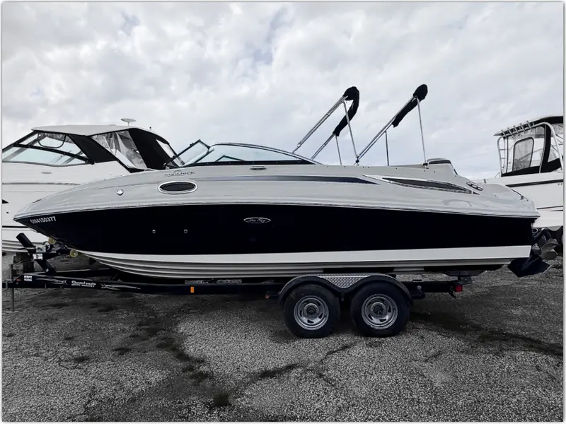 2014 Sea Ray 260 SunDeck