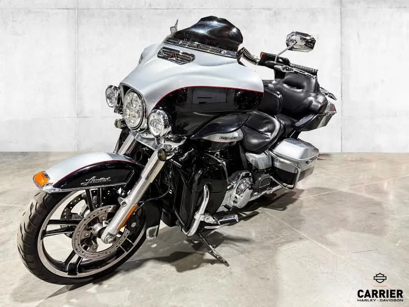 2015 Harley-Davidson Moto Harley-Davidson ELECTRA GLIDE ULTRA LIMITED 2015