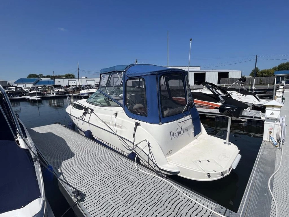 Bayliner 245 2007 alt