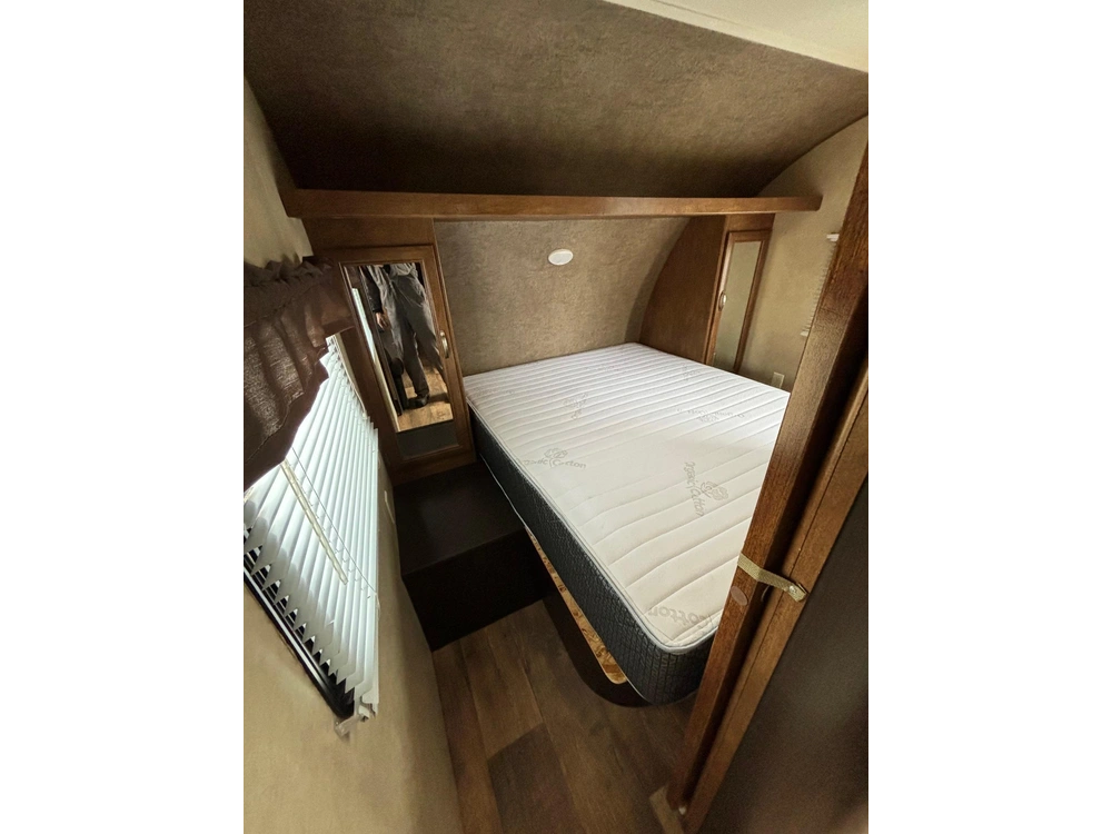 2017 Salem By Forest River Cruise Lite 263bhxl alt