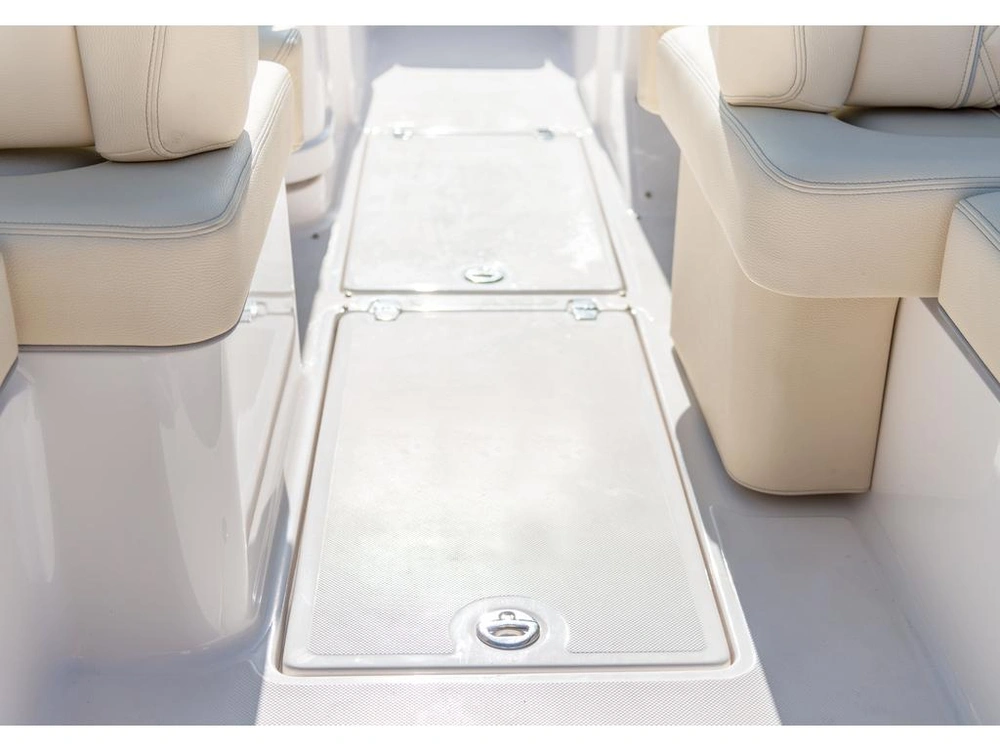 Regal Ls6 Surf 2026 alt