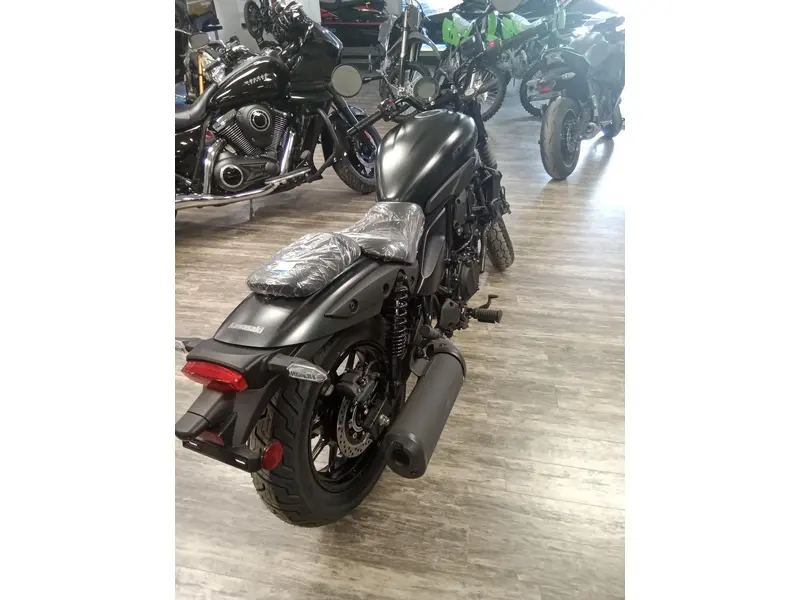 2025 Kawasaki ELIMINATOR SE