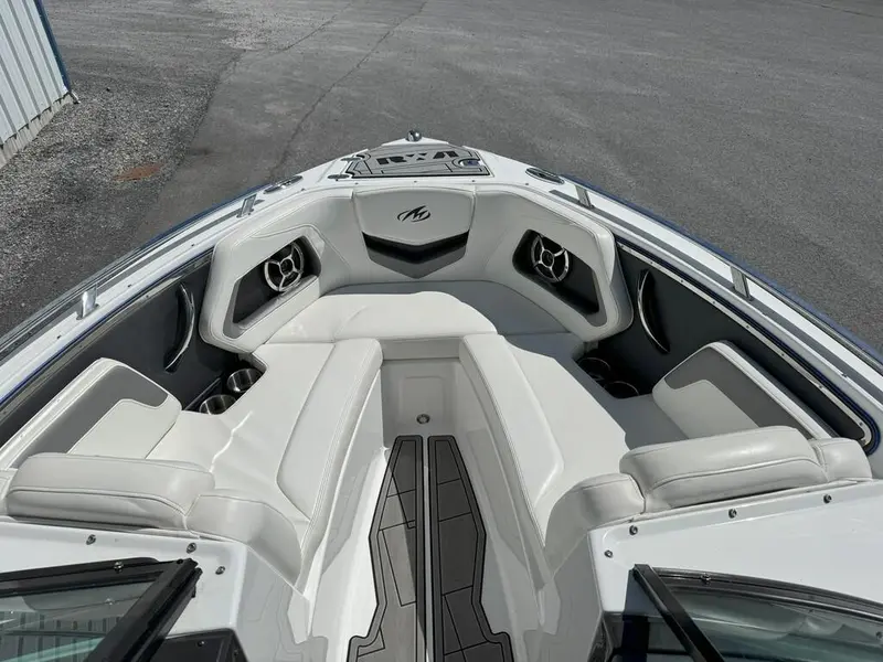 Monterey Boats 218 SS 2016