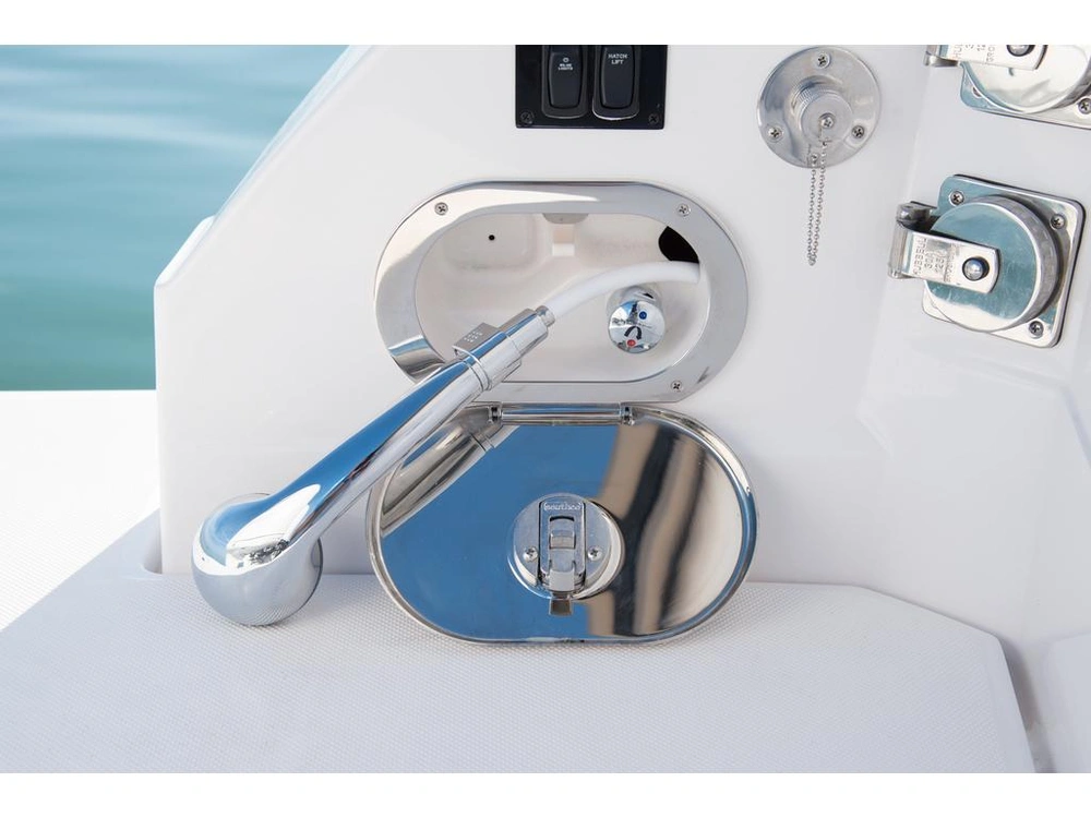Regal 33xo 2026 alt