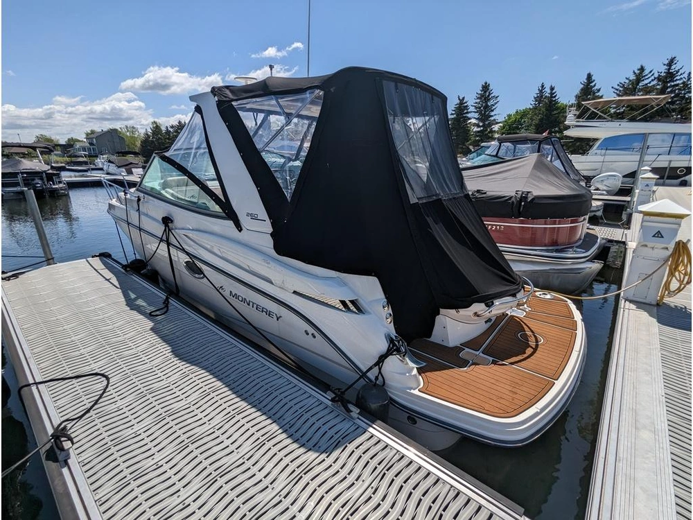 Monterey Boats 260 Scr 2013 alt