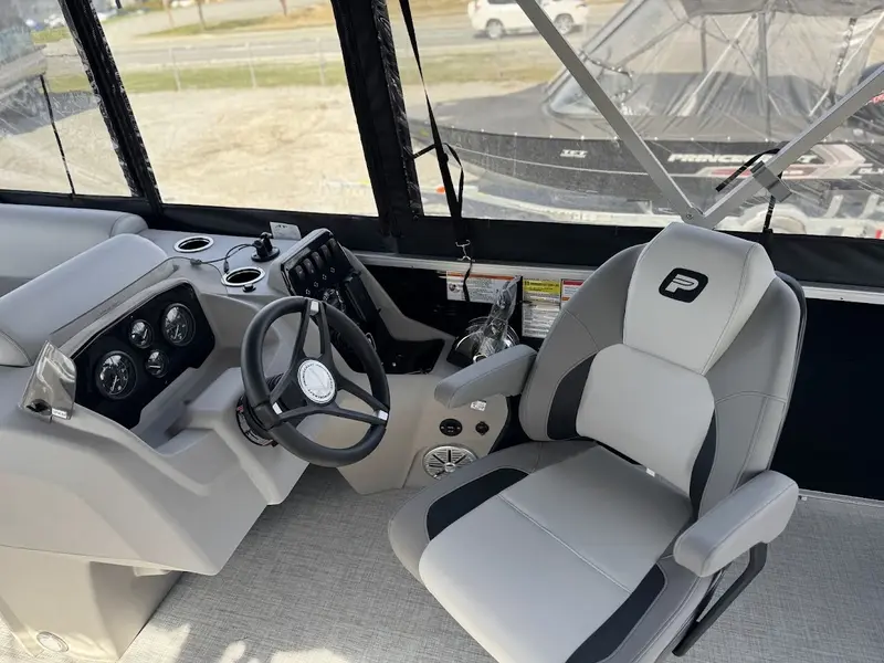 Princecraft VECTRA 21L 2025