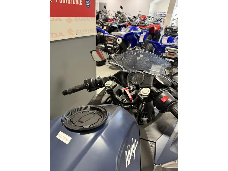 2022 Kawasaki NINJA 400 EX 400 NINJA ABS