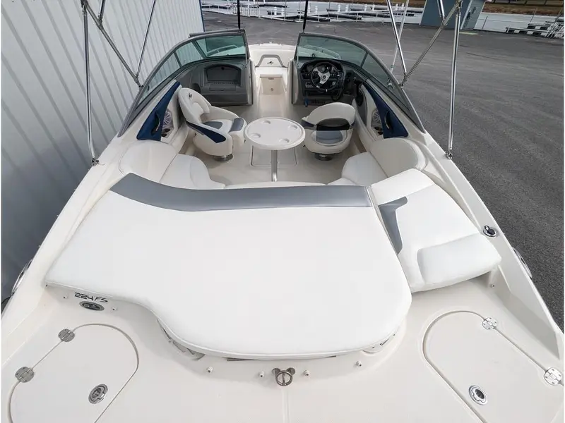 Monterey Boats FS 224 2011