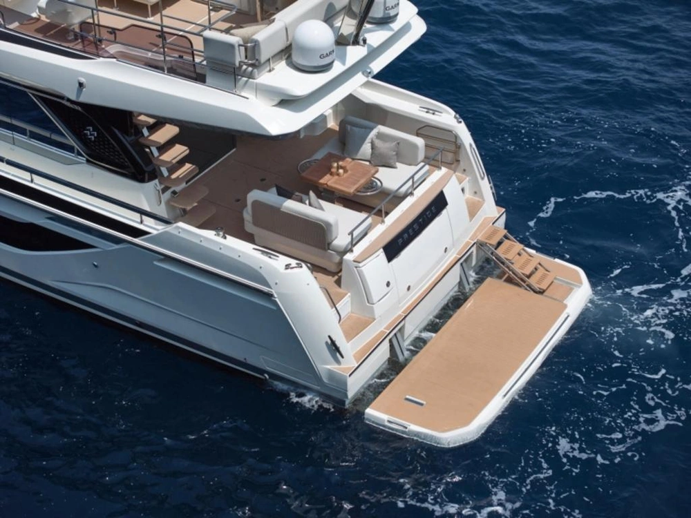 Prestige Yachts F4.9 2026 alt