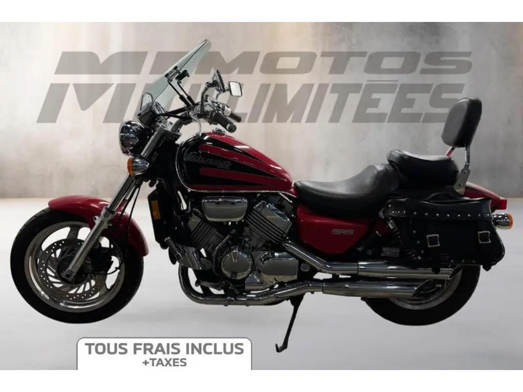1997 Honda VF750C2 Magna Deluxe