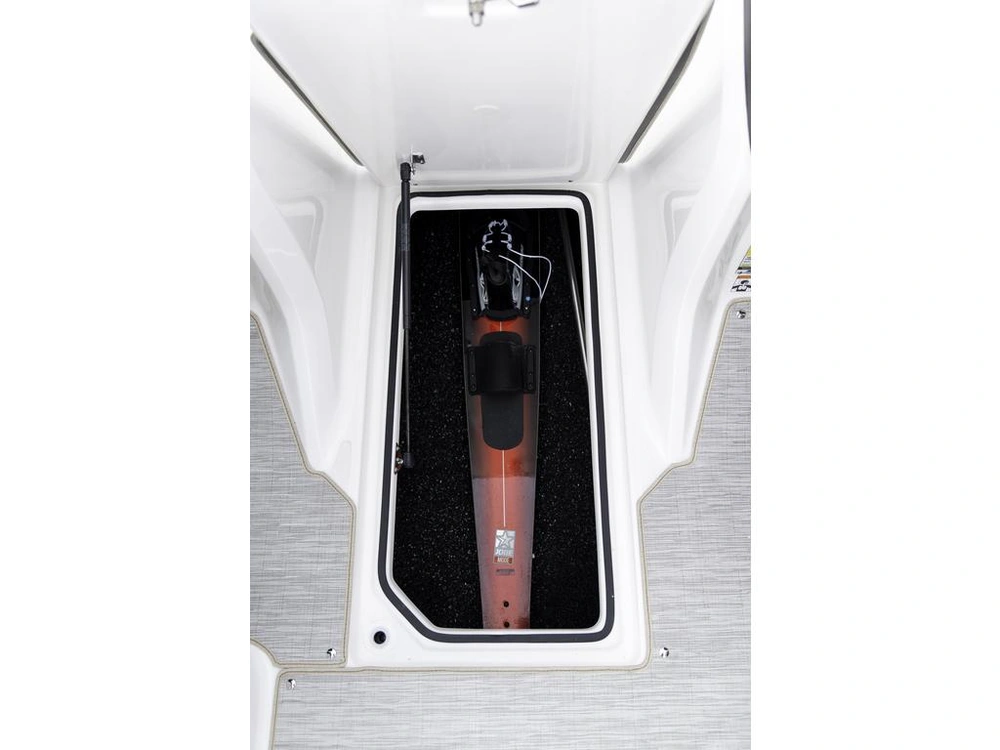 2026 Regal 2000 Es alt